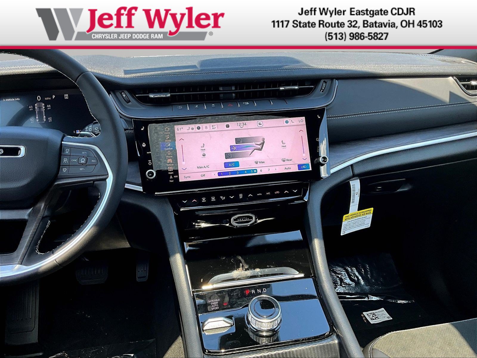 New 2026 Jeep Grand Cherokee Altitude AWD/4WD image 11