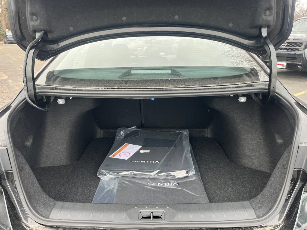 New 2026 Nissan Sentra SR w/ SR Premium Package image 34