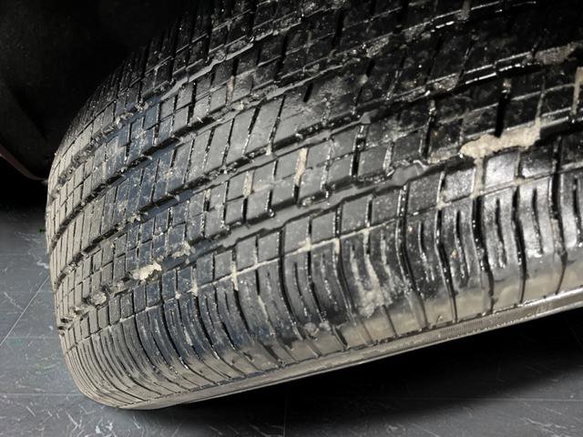 Used 2022 Chrysler Pacifica Limited w/ Uconnect Theater Family Group image 41