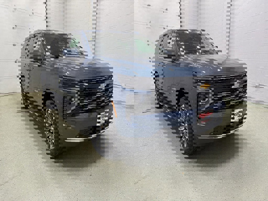 New 2026 Chevrolet Suburban High Country w/ Sun And Tow Package image 2