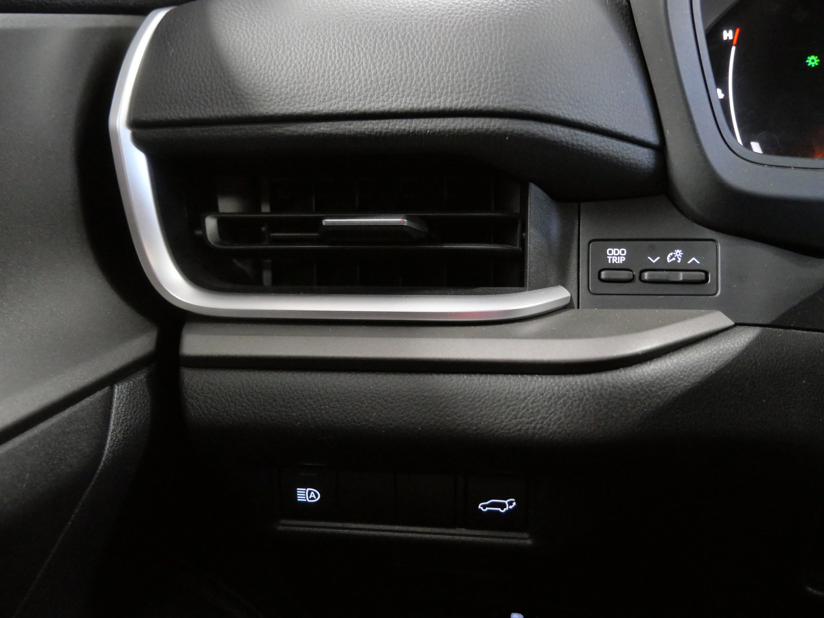 Certified 2025 Toyota Grand Highlander AWD image 27