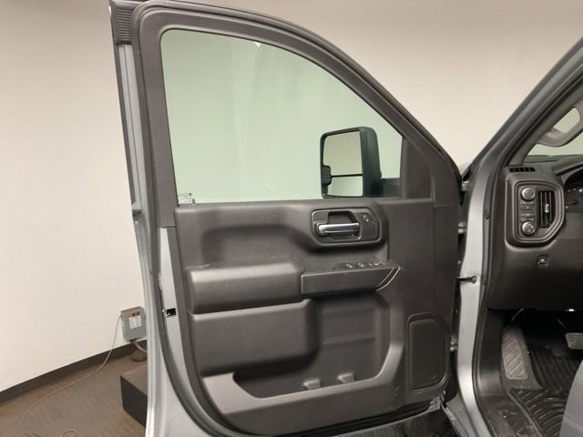 New 2026 Chevrolet Silverado 2500 Custom image 9