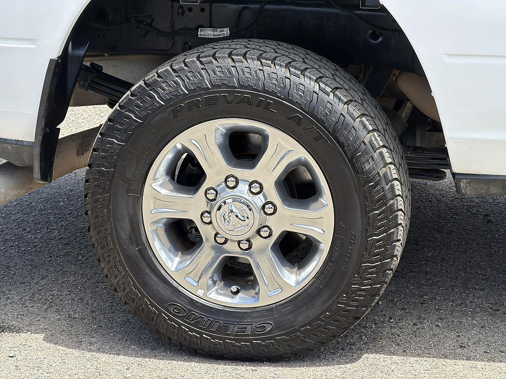 Used 2024 RAM 3500 Big Horn AWD/4WD image 31
