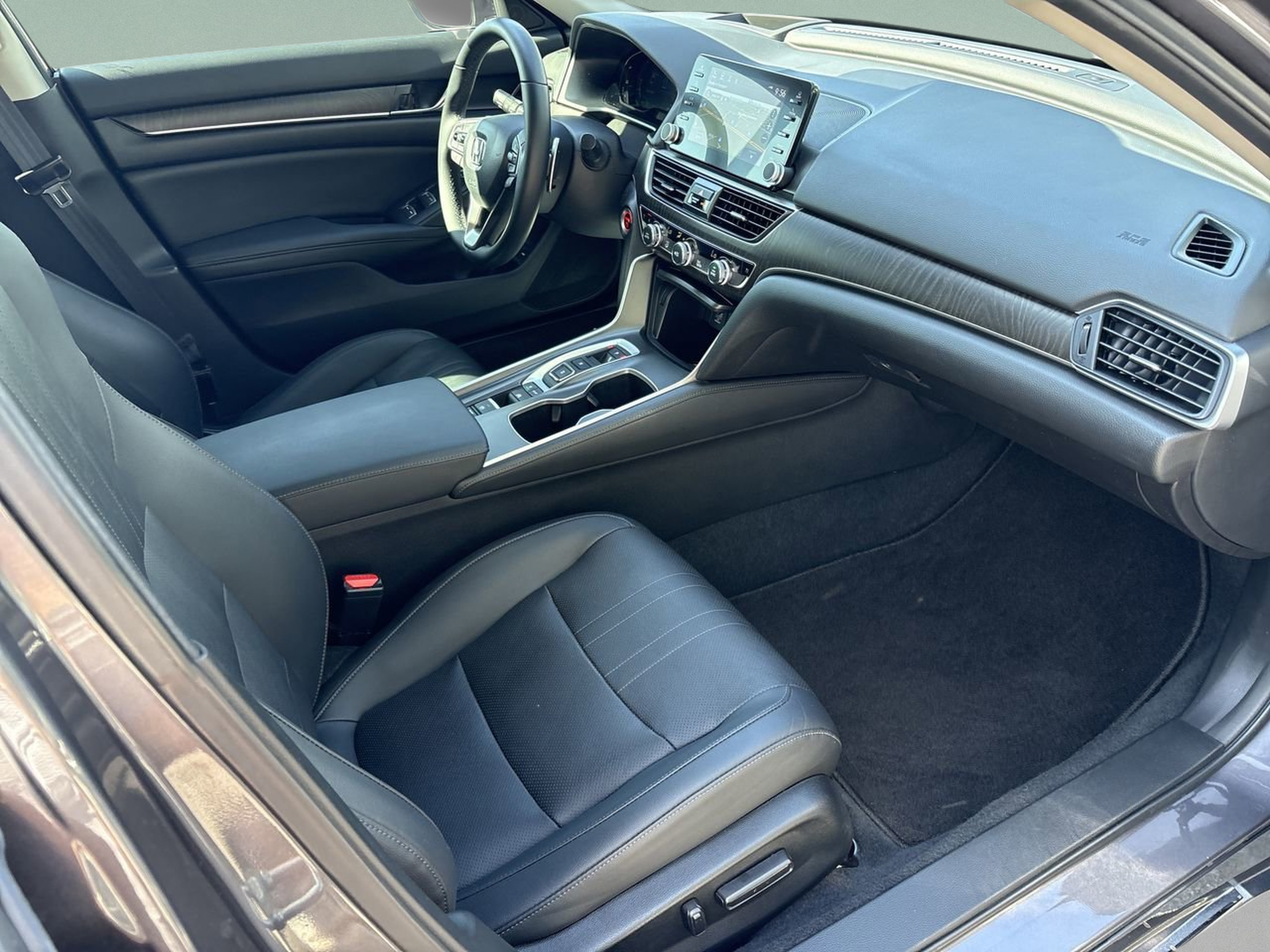 Used 2022 Honda Accord Touring image 19