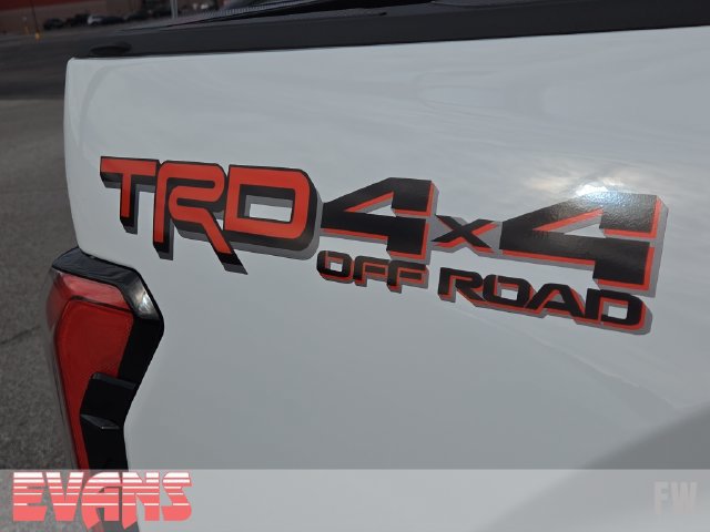 New 2026 Toyota Tundra Limited AWD/4WD image 4