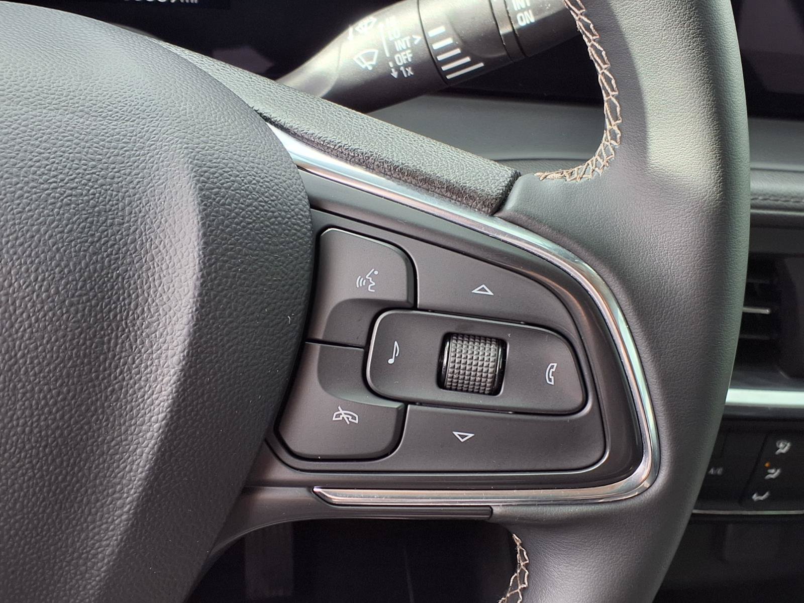 Used 2024 Buick Encore GX Preferred FWD image 15