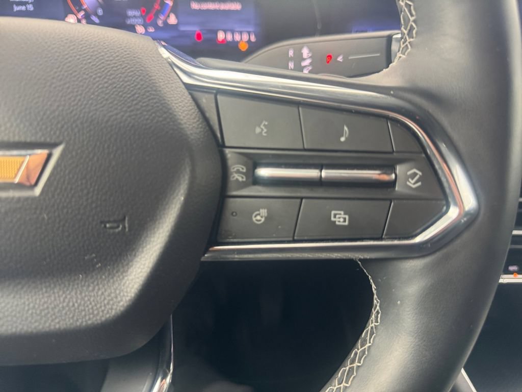 Used 2024 Chevrolet Traverse LS FWD image 21