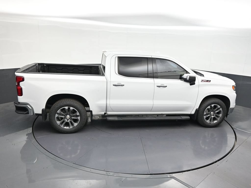 Used 2023 Chevrolet Silverado 1500 LTZ w/ Z71 Off-Road Package AWD/4WD image 21