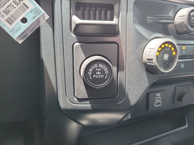 Used 2025 Ford F150 XL RWD image 22