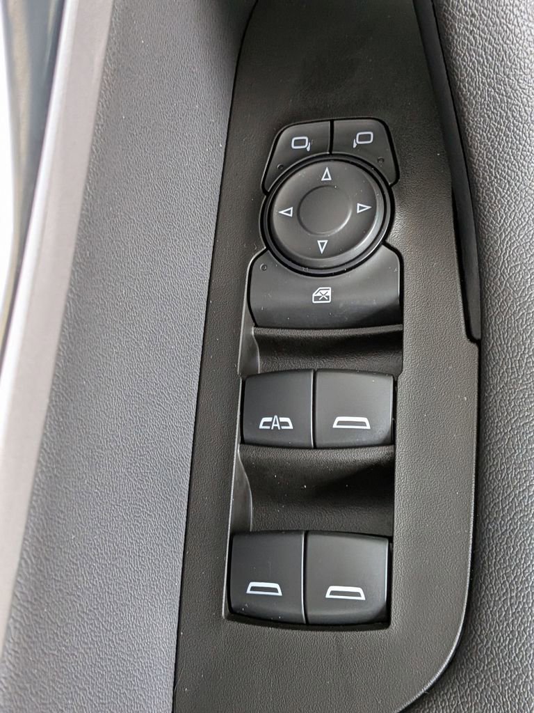 Used 2025 Chevrolet Blazer LT FWD image 15