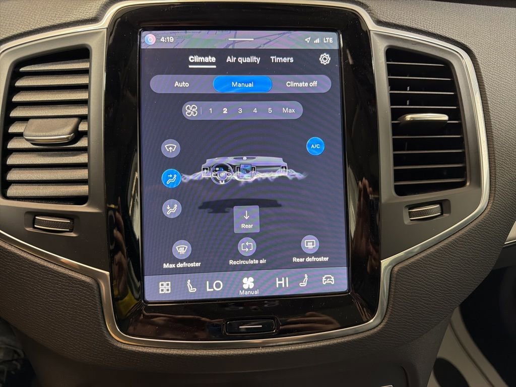 Used 2025 Volvo XC90 B5 Core AWD/4WD image 33