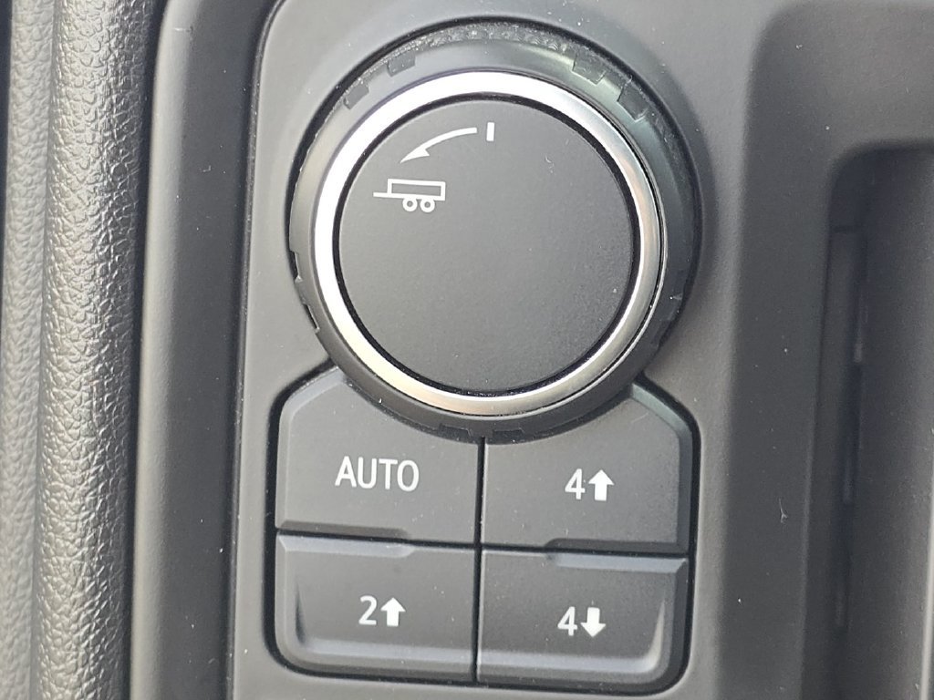 Used 2022 Chevrolet Silverado 1500 Custom Trail Boss w/ LPO, Dark Essentials Package AWD/4WD image 35