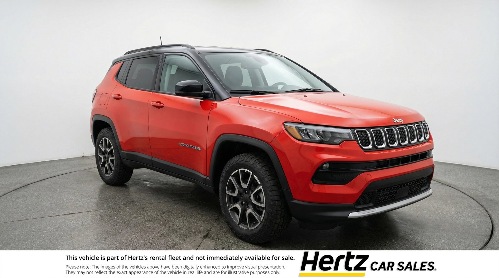 Used 2025 Jeep Compass Trailhawk image 1
