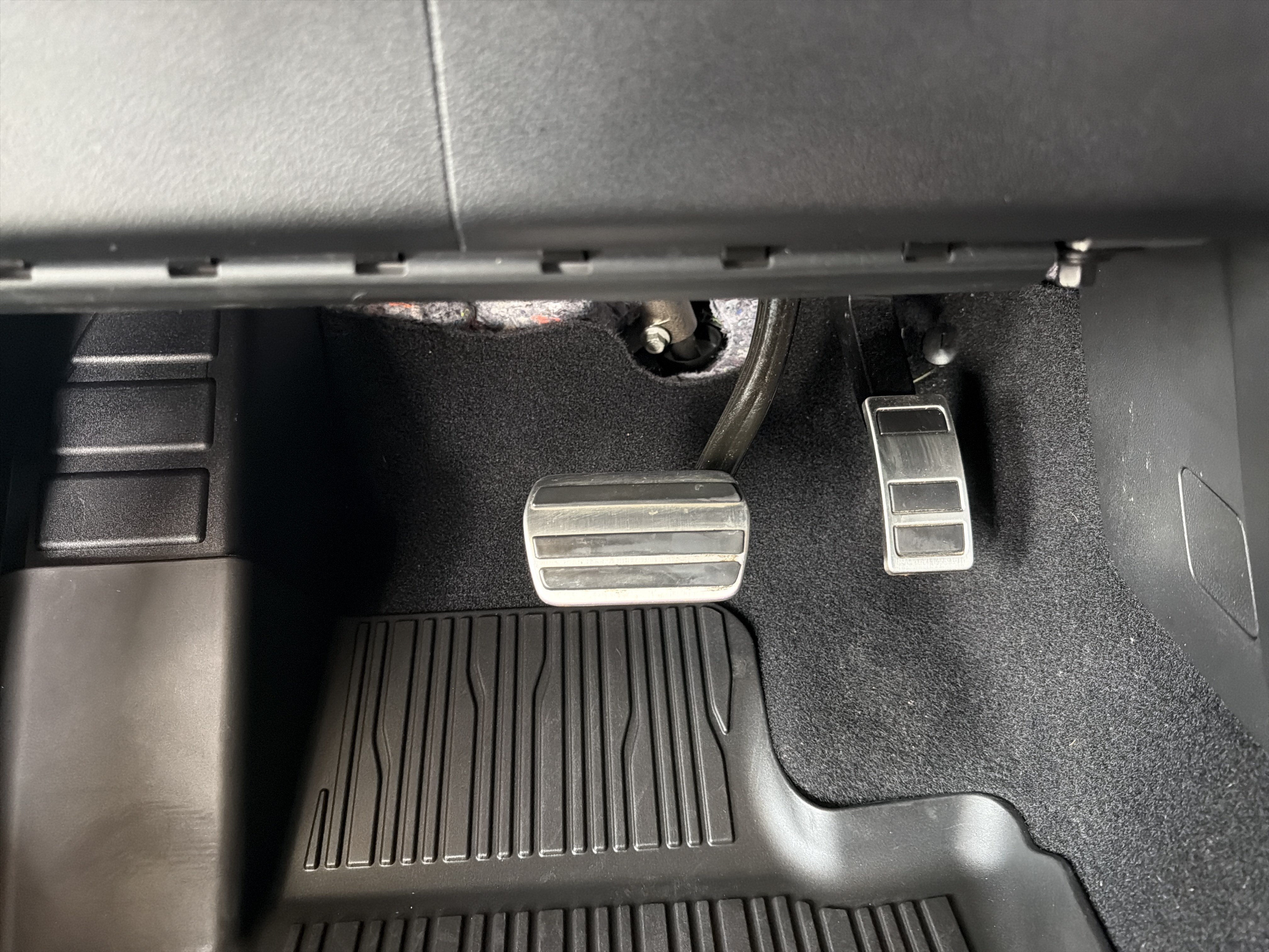 Used 2024 Ford Escape ST-Line w/ Tech Pack #1 AWD/4WD image 30