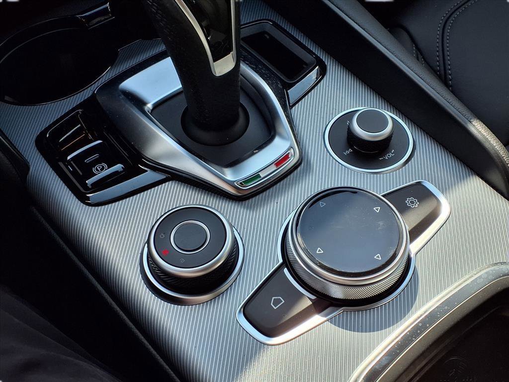 New 2025 Alfa Romeo Giulia image 15