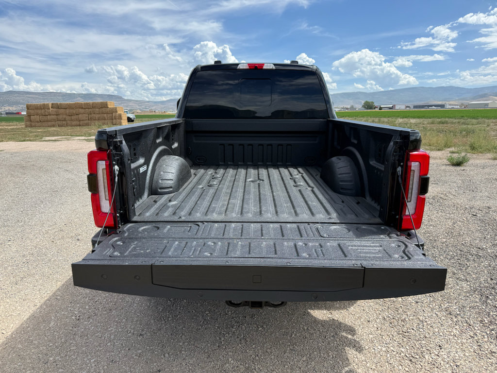 Used 2024 Ford F350 Platinum AWD/4WD image 7