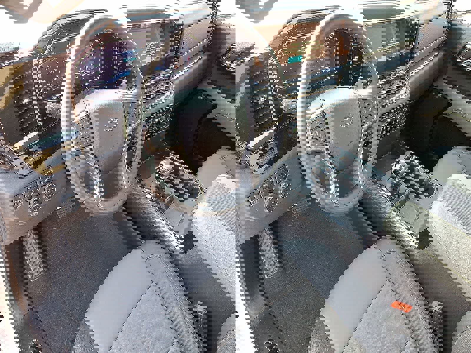 Used 2025 Chevrolet Silverado 1500 ZR2 w/ Technology Package image 16