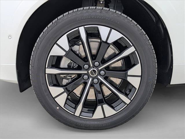 New 2026 Volvo XC60 T8 Plus w/ Climate Package AWD/4WD image 10
