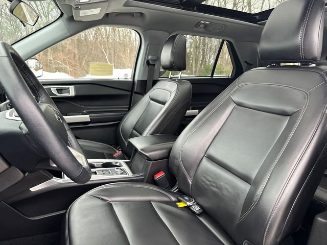 Used 2023 Ford Explorer XLT w/ Equipment Group 202A image 39