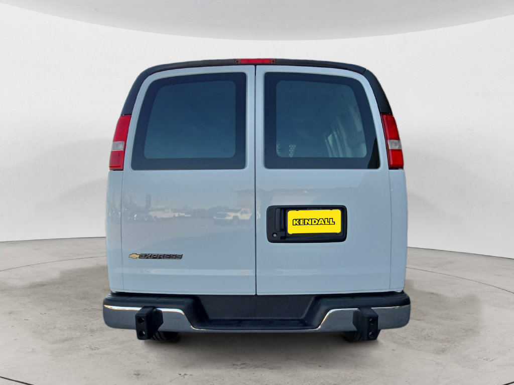 Used 2025 Chevrolet Express 2500 w/ Driver Convenience Package RWD image 10