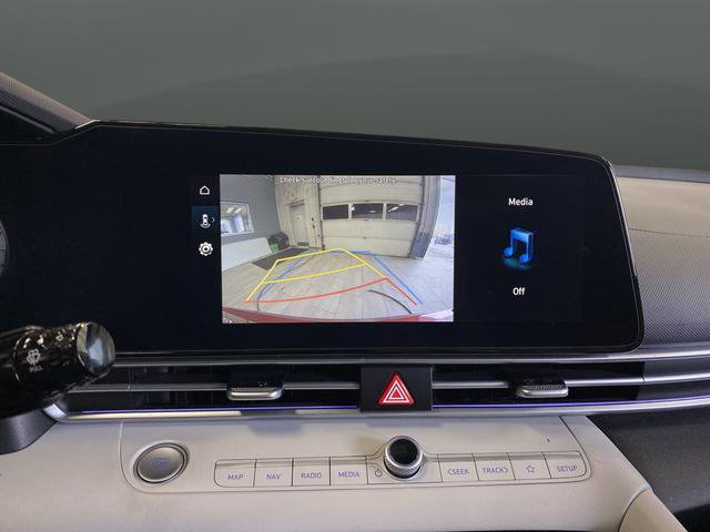 Certified 2025 Hyundai Elantra Limited image 15