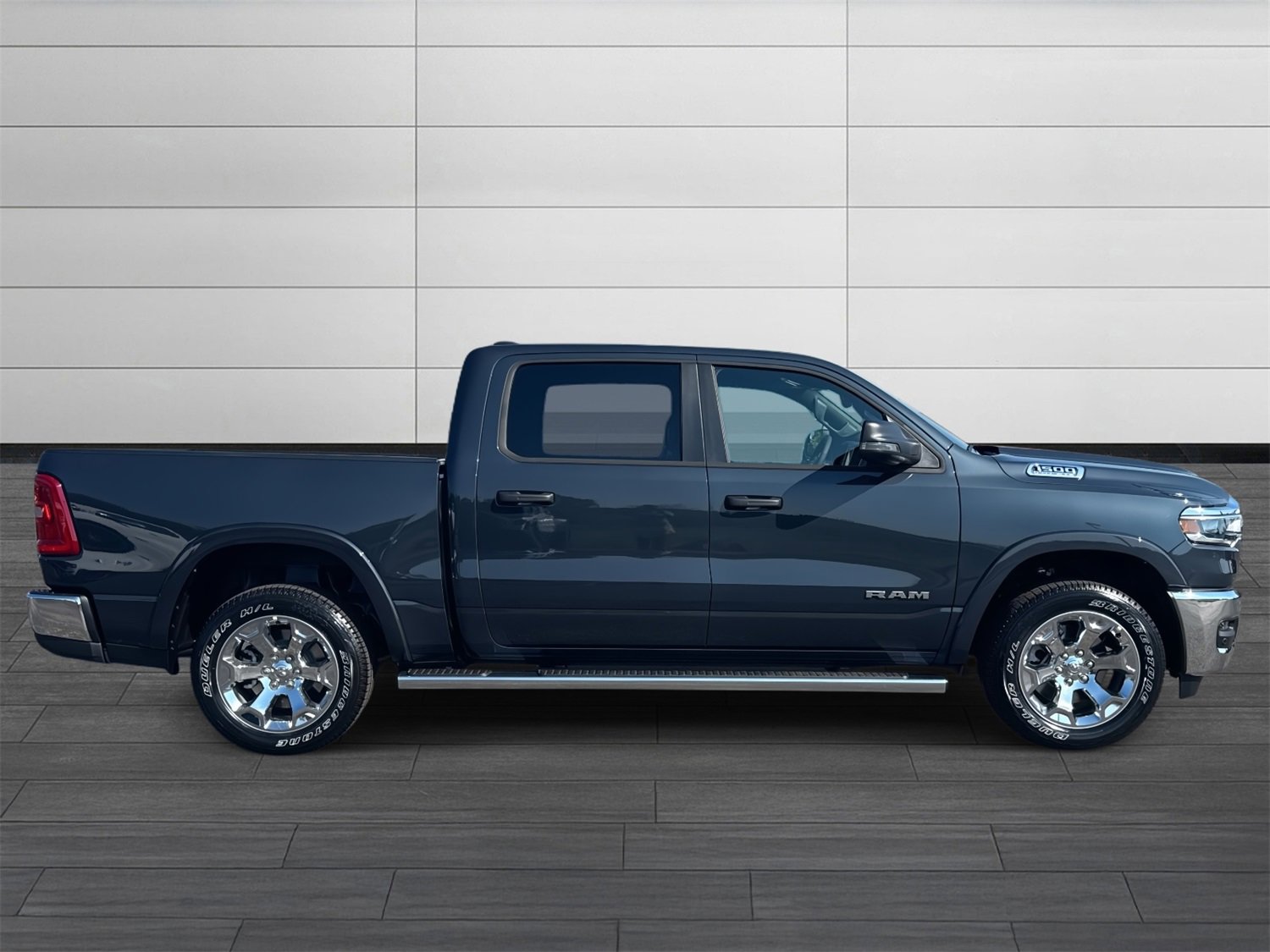 New 2026 RAM 1500 4x4 Crew Cab image 3