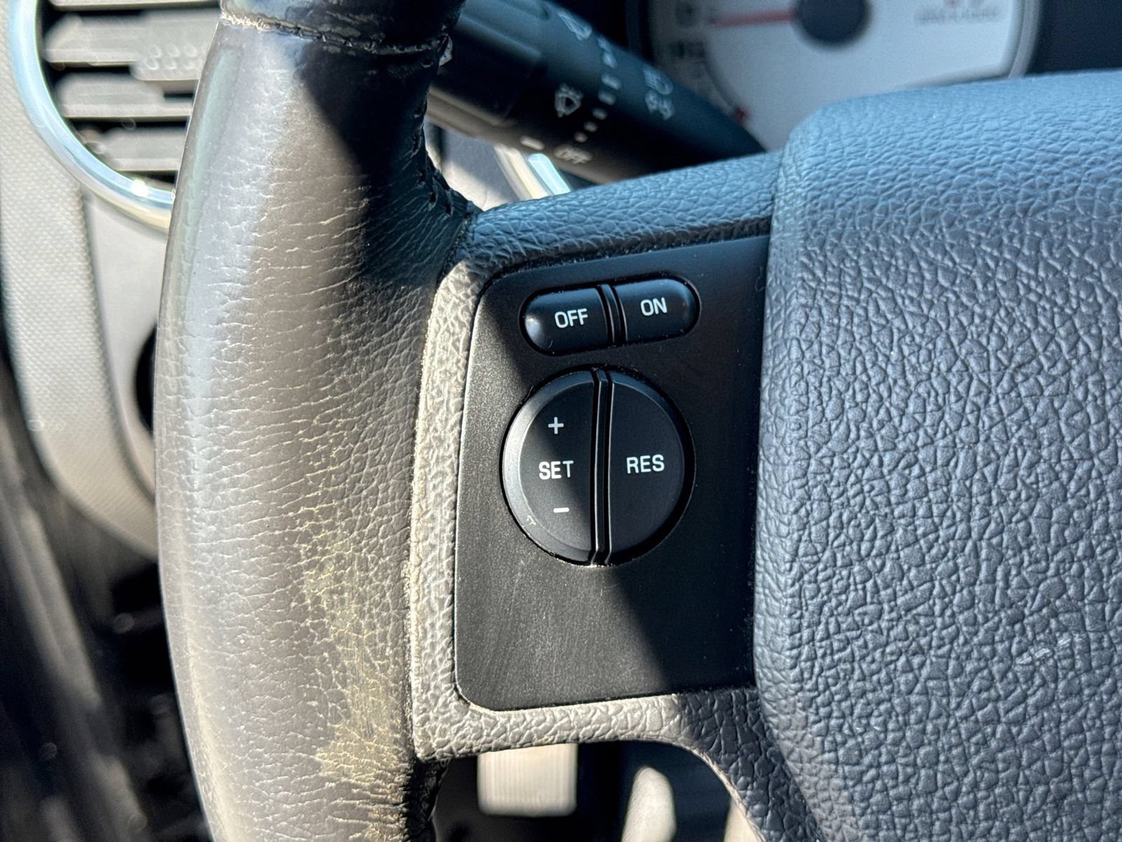 Used 2010 Ford Explorer Sport Trac Limited AWD/4WD image 23