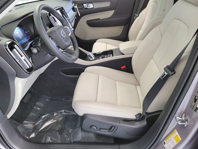 New 2026 Volvo XC40 B5 Ultra AWD/4WD image 15