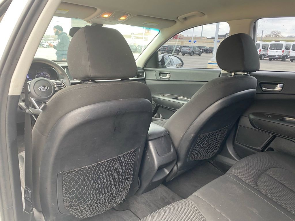 Used 2020 Kia Optima LX image 29