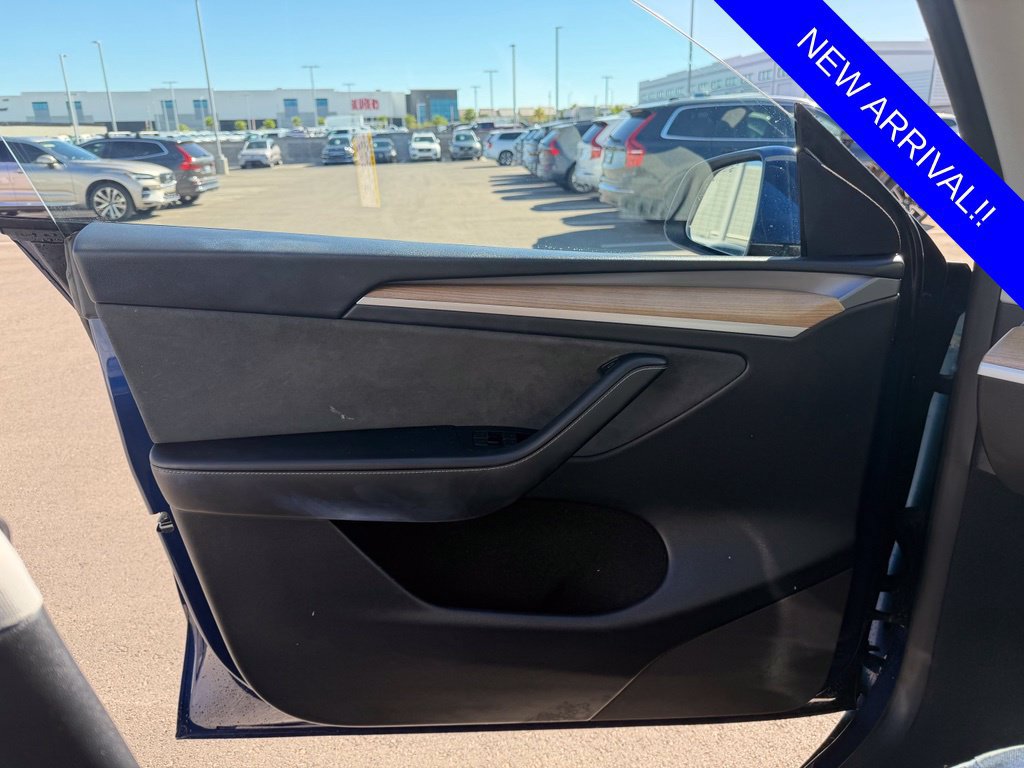 Used 2023 Tesla Model Y Long Range AWD/4WD image 13