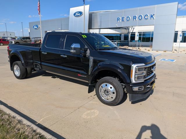 Used 2023 Ford F450 Platinum w/ FX4 Off-Road Package AWD/4WD image 4