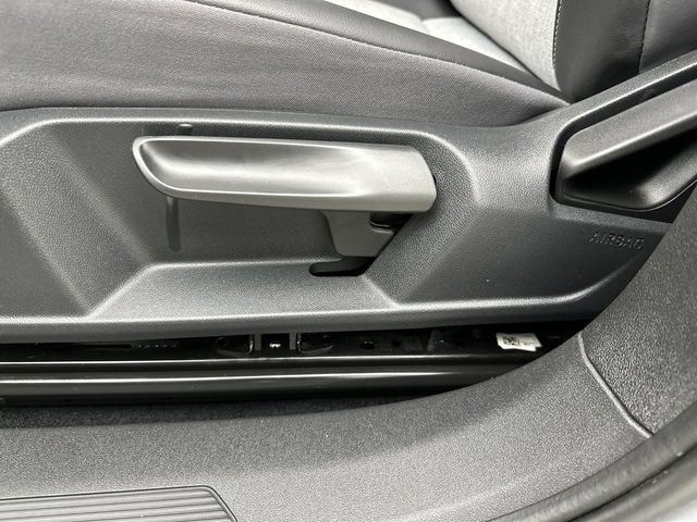 Certified 2025 Volkswagen ID.4 Pro AWD/4WD image 13