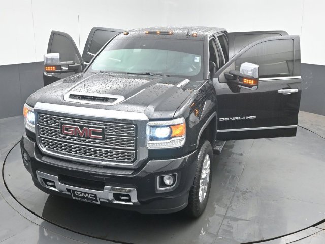 Used 2019 GMC Sierra 3500 Denali w/ Duramax Plus Package AWD/4WD image 50