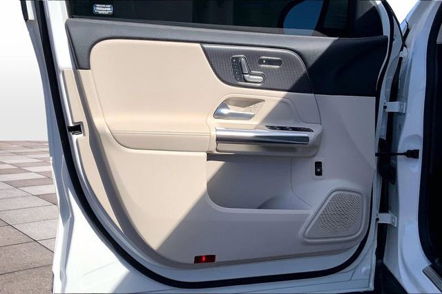 Used 2021 Mercedes-Benz GLA 250 4MATIC image 26