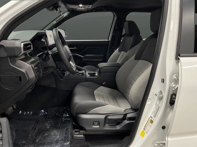 Used 2024 Toyota Tacoma TRD Off-Road image 4