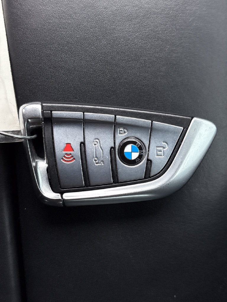Used 2017 BMW 740i RWD image 33