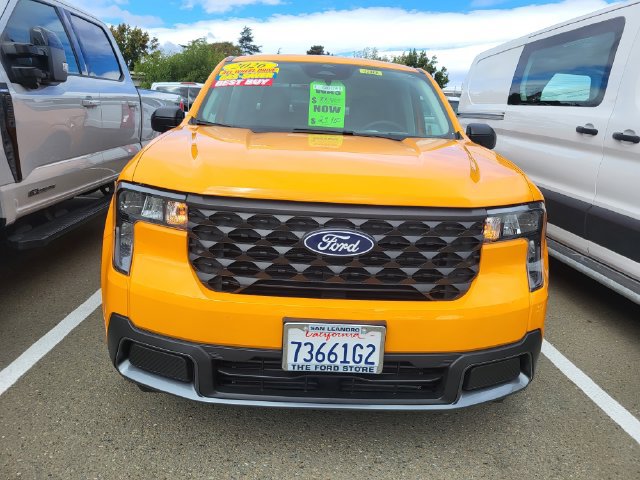 Used 2026 Ford Maverick XLT AWD/4WD image 2