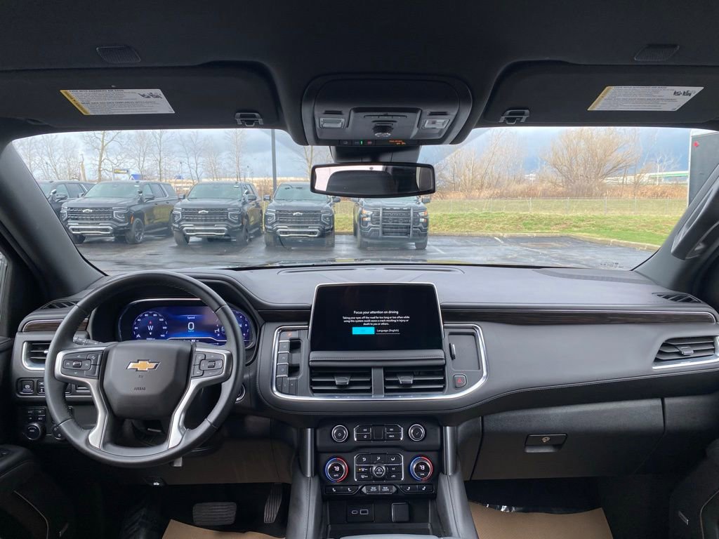 Used 2024 Chevrolet Suburban LT image 21