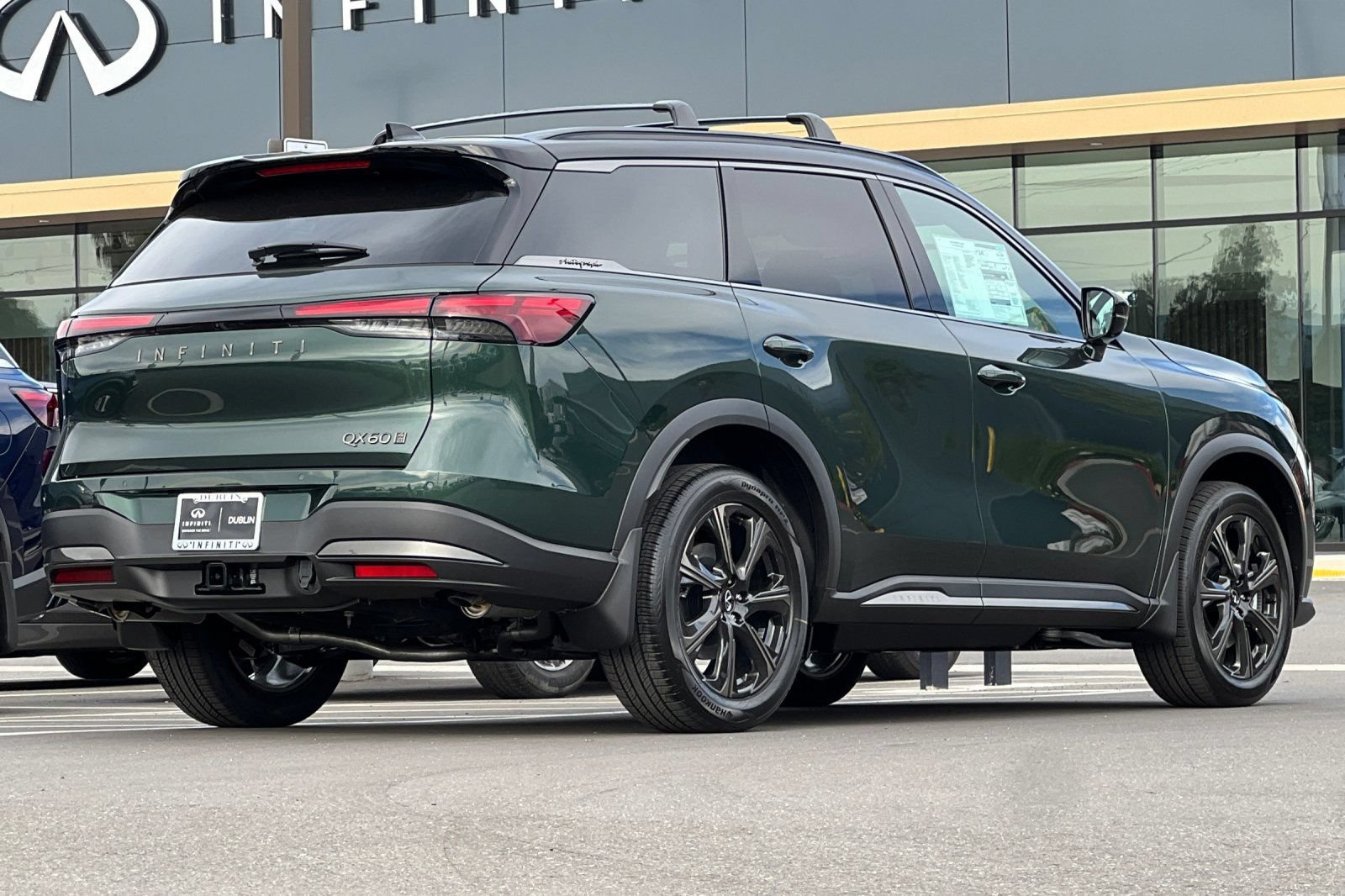 New 2026 INFINITI QX60 Autograph w/ Dark Cargo Package AWD/4WD image 5