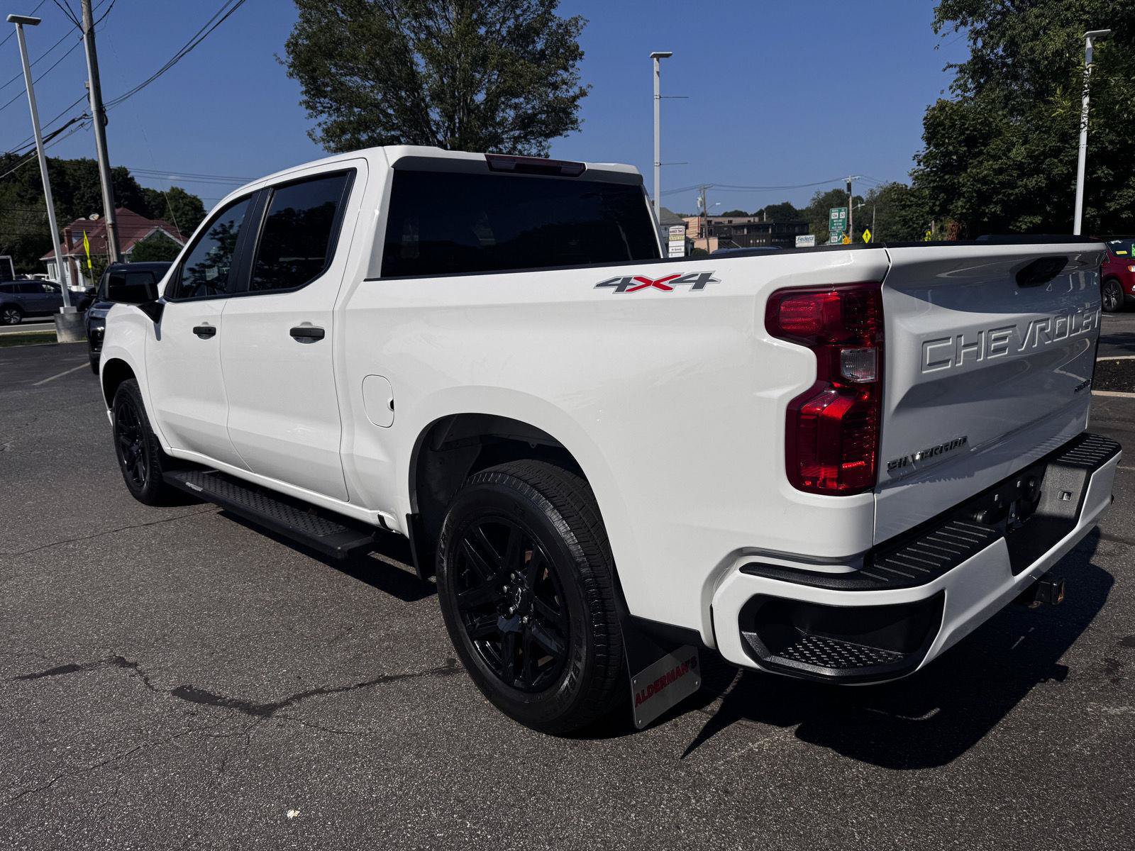 Used 2022 Chevrolet Silverado 1500 Custom AWD/4WD image 5