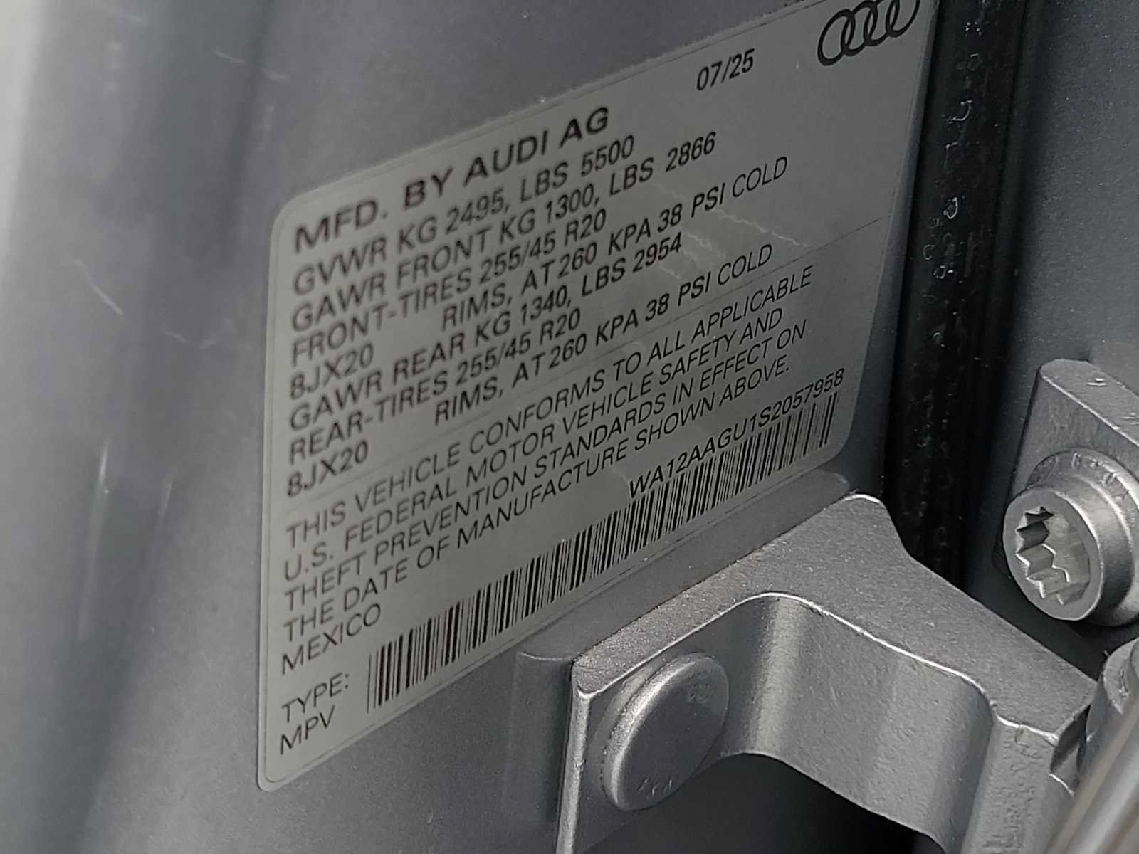 Certified 2025 Audi Q5 Premium Plus AWD/4WD image 36