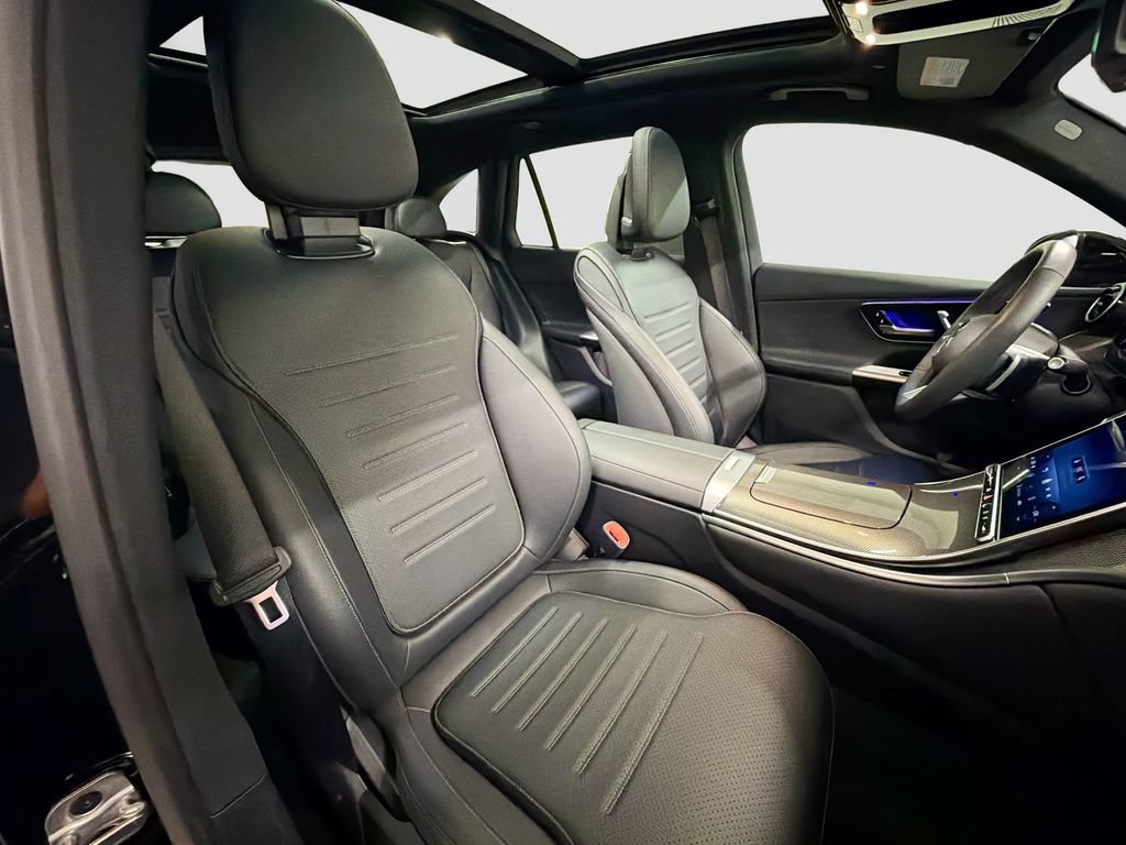 Certified 2026 Mercedes-Benz GLC 300 image 29