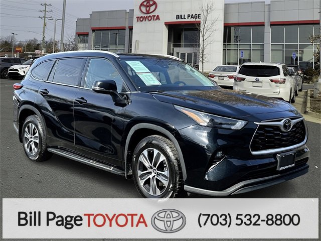 Certified 2022 Toyota Highlander XLE image 1