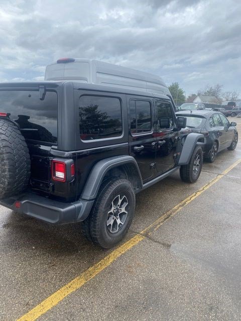 Used 2021 Jeep Wrangler Unlimited Rubicon w/ Cold Weather Group image 3