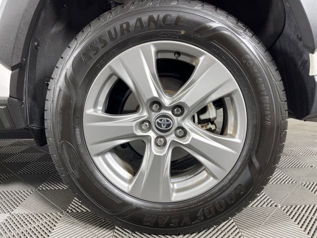 Used 2024 Toyota RAV4 XLE image 13