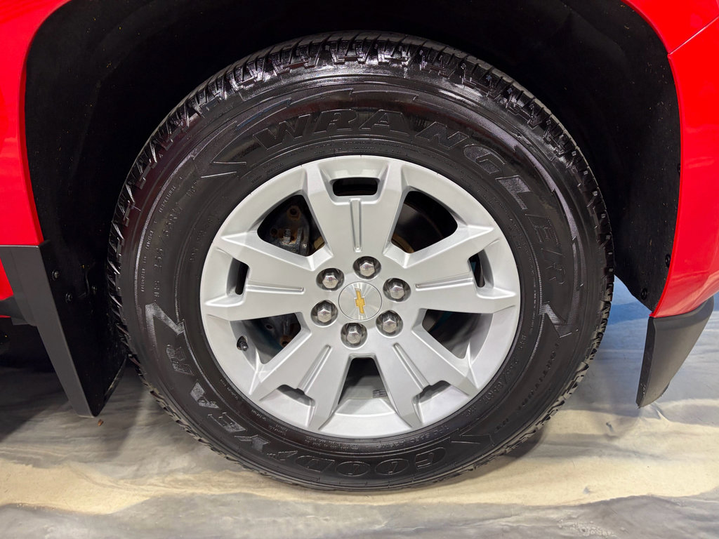 Used 2016 Chevrolet Colorado LT w/ LT Convenience Package RWD image 25