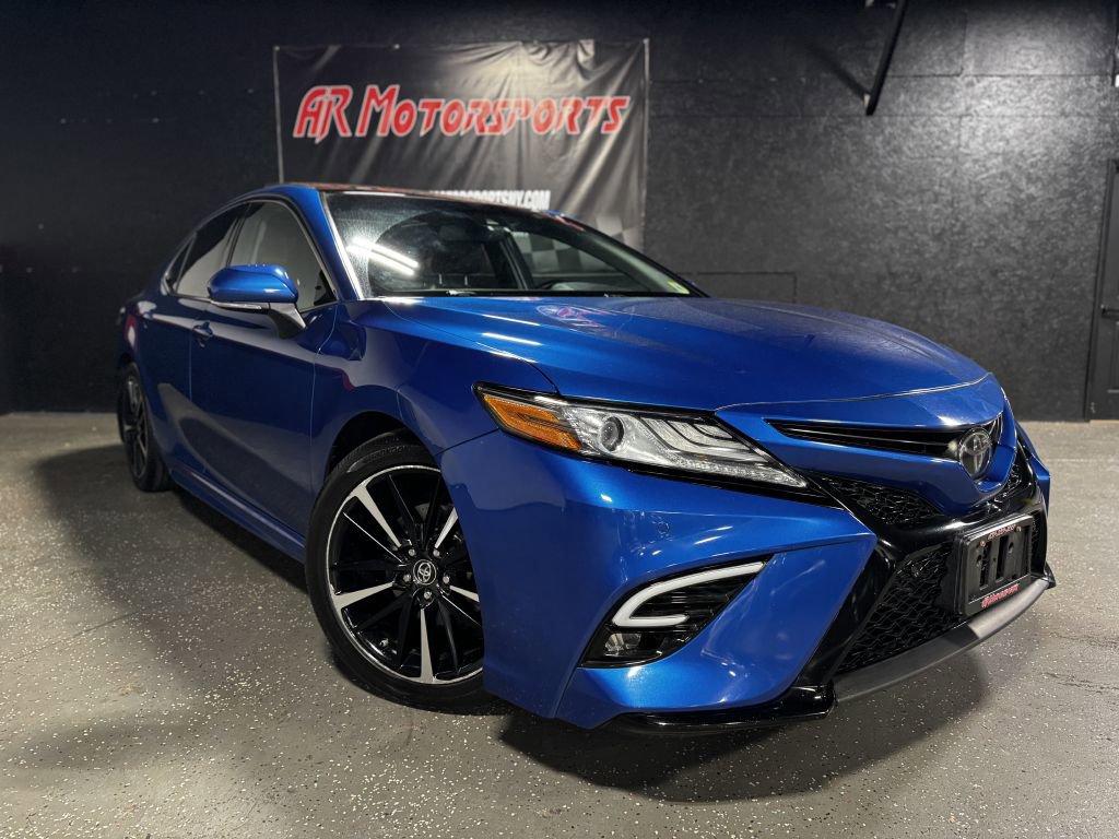Used 2018 Toyota Camry XSE FWD image 7
