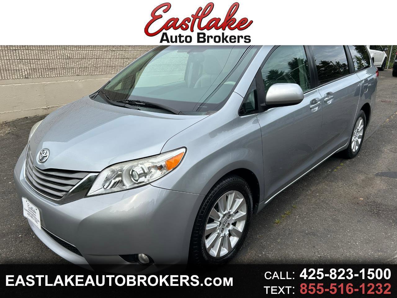 Used 2014 Toyota Sienna XLE AWD/4WD image 1