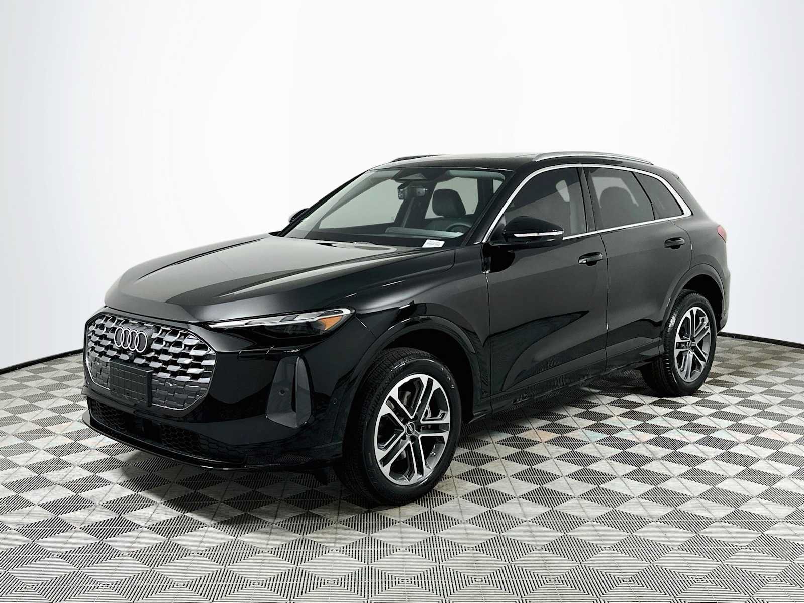 New 2026 Audi Q5 Premium AWD/4WD image 3