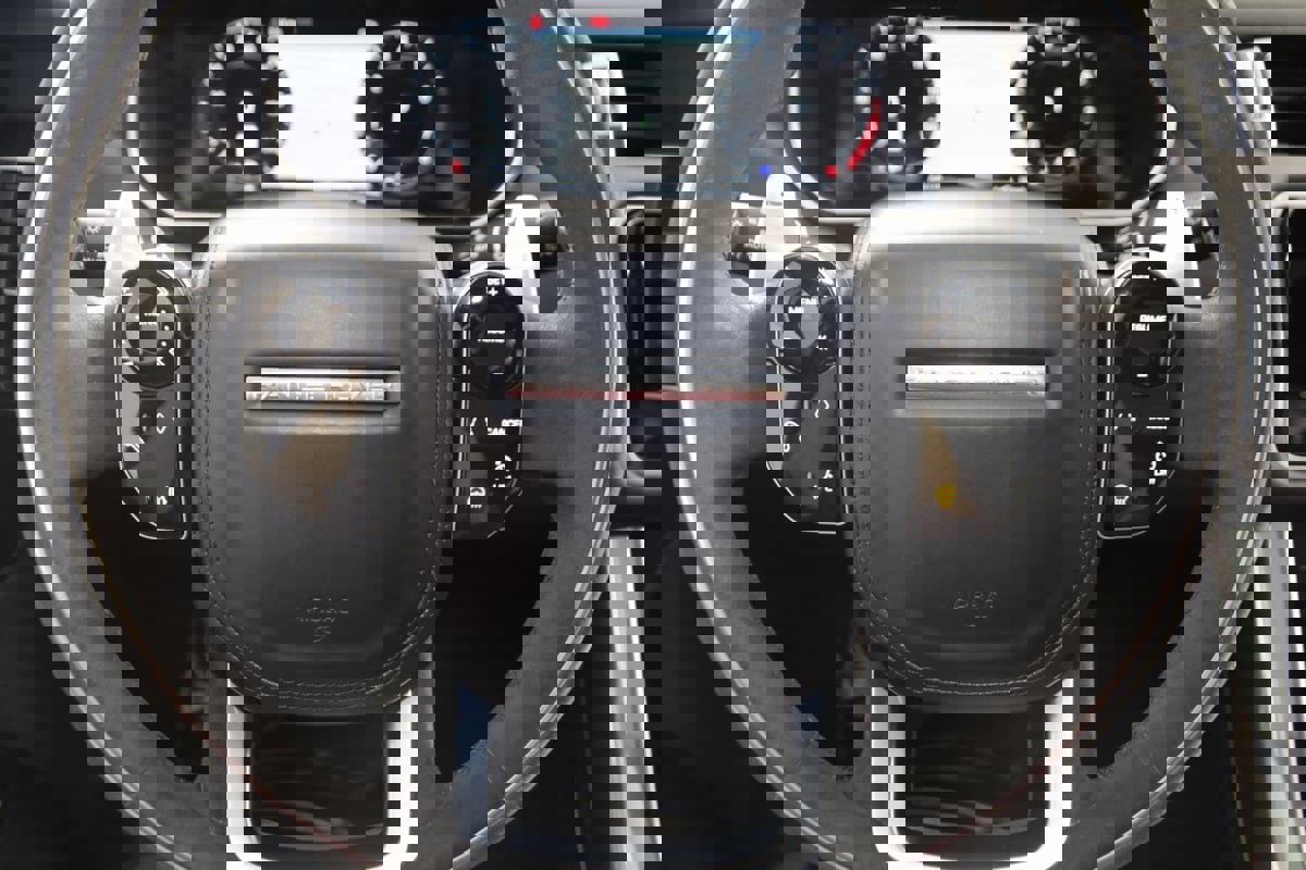 Used 2022 Land Rover Range Rover Sport HST image 39